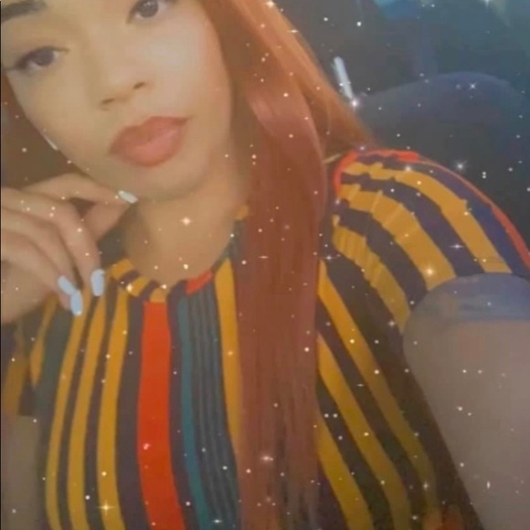 Shop My Boutique 😻👑 - Picture 5 of 8